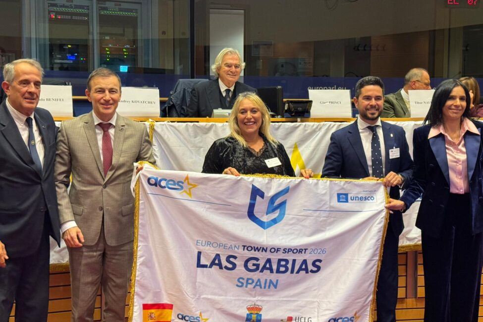 PHOTO-2025-12-11-22-37-48